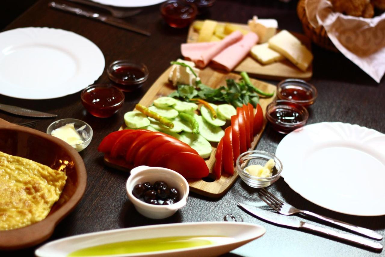 Ayfada Cafe & Pension Ayvalı Eksteriør billede